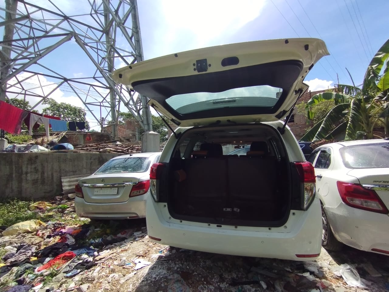 Rishi Tour And Travels car 13