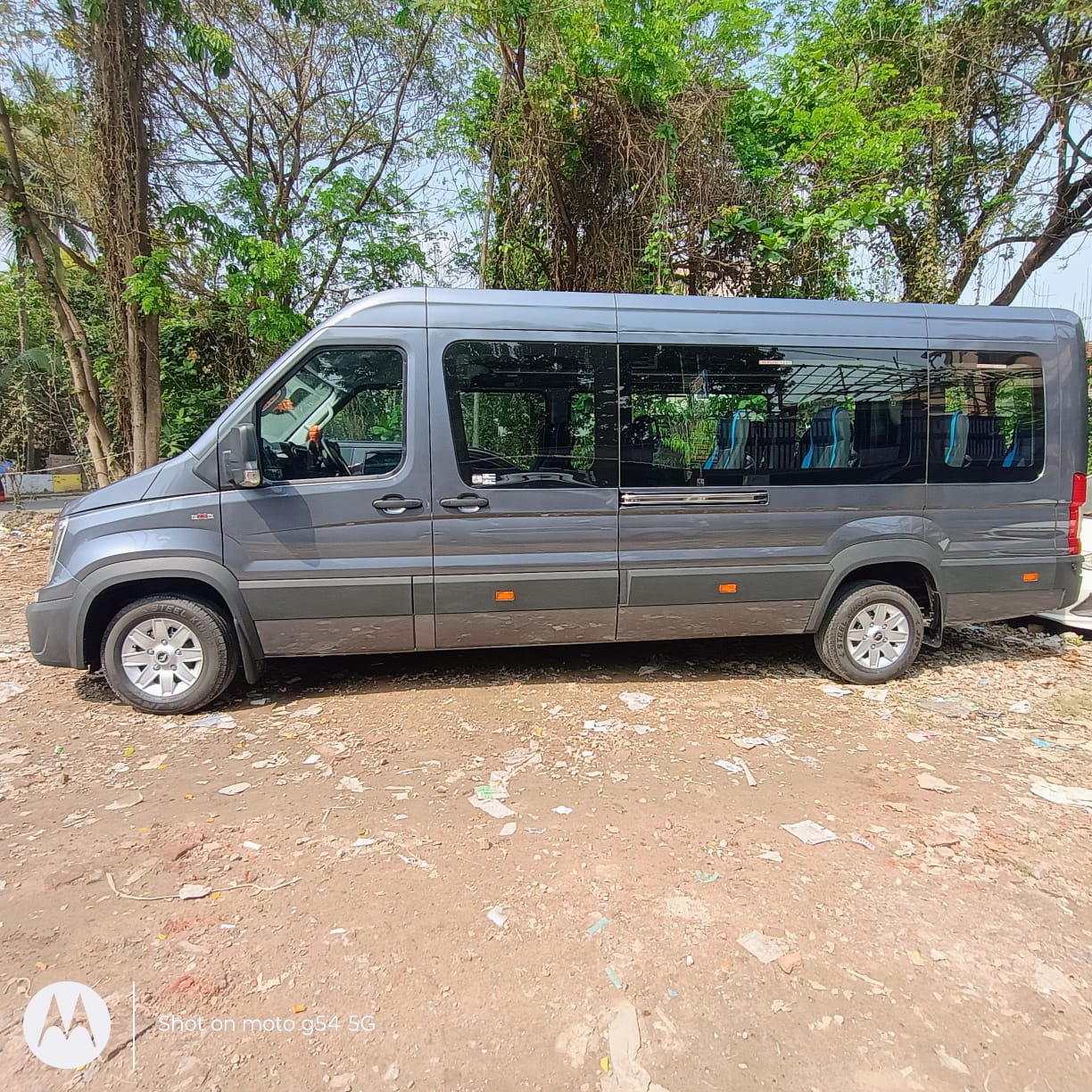 Rishi Tour And Travels car 33