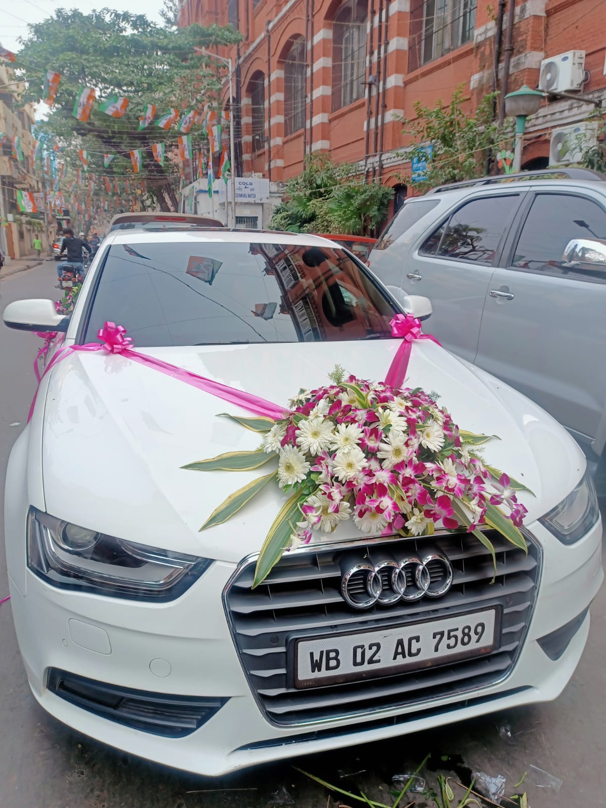 Rishi Tour And Travels car 49