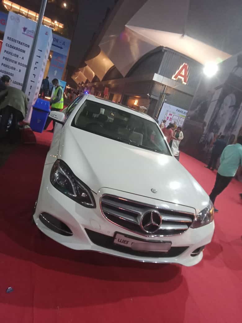 Rishi Tour And Travels car 59