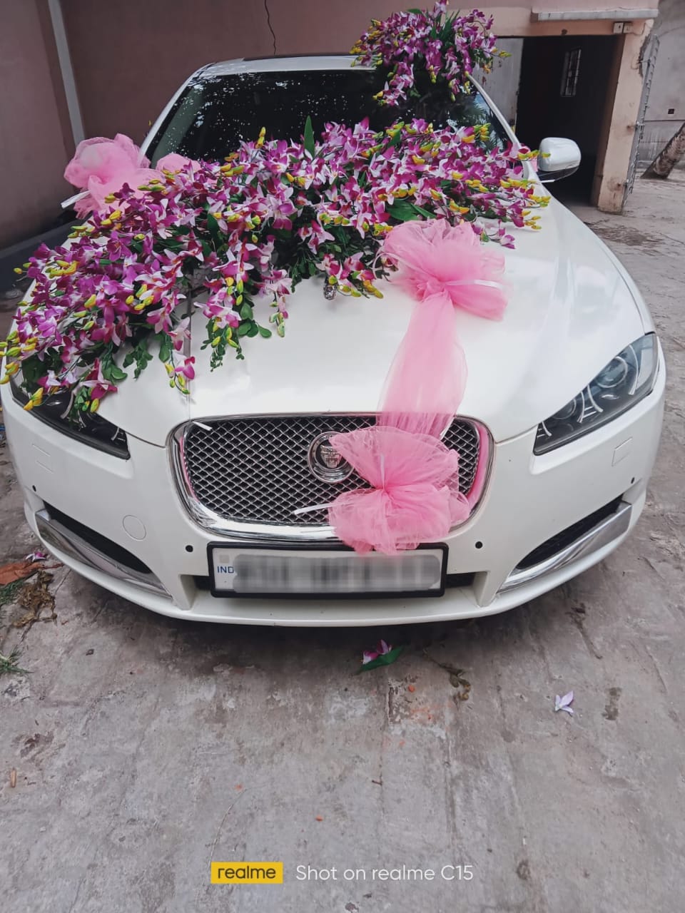 Rishi Tour And Travels car 65