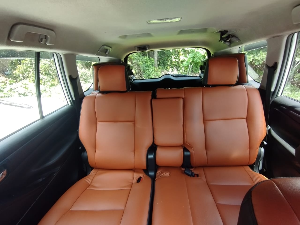 Rishi Tour And Travels car 7