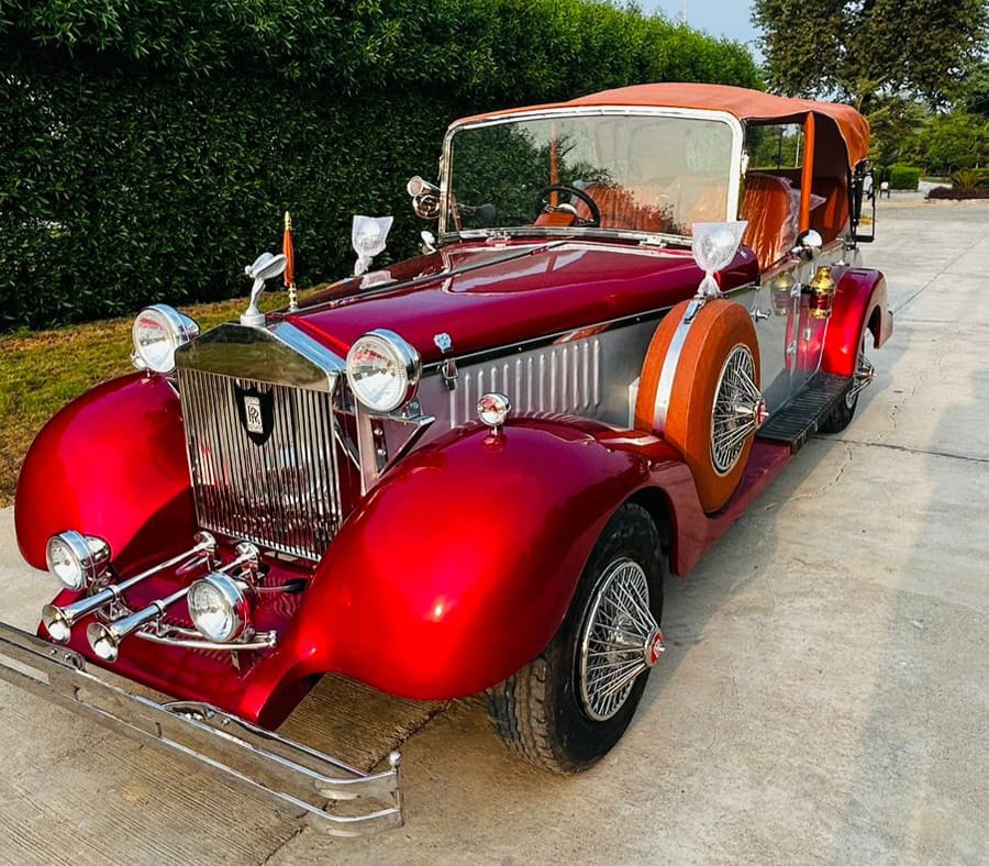 Rishi Tour And Travels car 70
