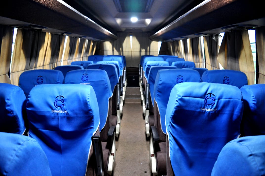 Rishi Tour And Travels car 72